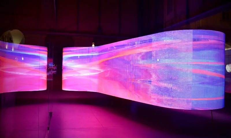 Digital art at scale — immersive screen experiences